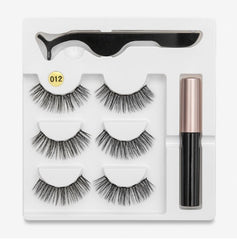 A Pair Of False Eyelashes With Magnets In Fashion - XMART