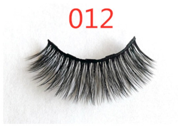 A Pair Of False Eyelashes With Magnets In Fashion - XMART