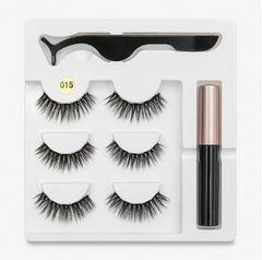 A Pair Of False Eyelashes With Magnets In Fashion - XMART
