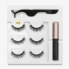A Pair Of False Eyelashes With Magnets In Fashion - XMART